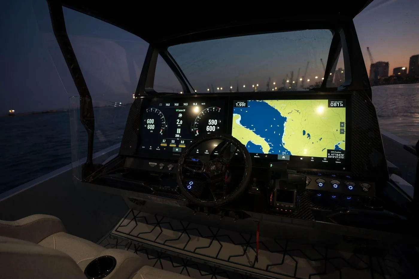 Koshi 51 interior 1